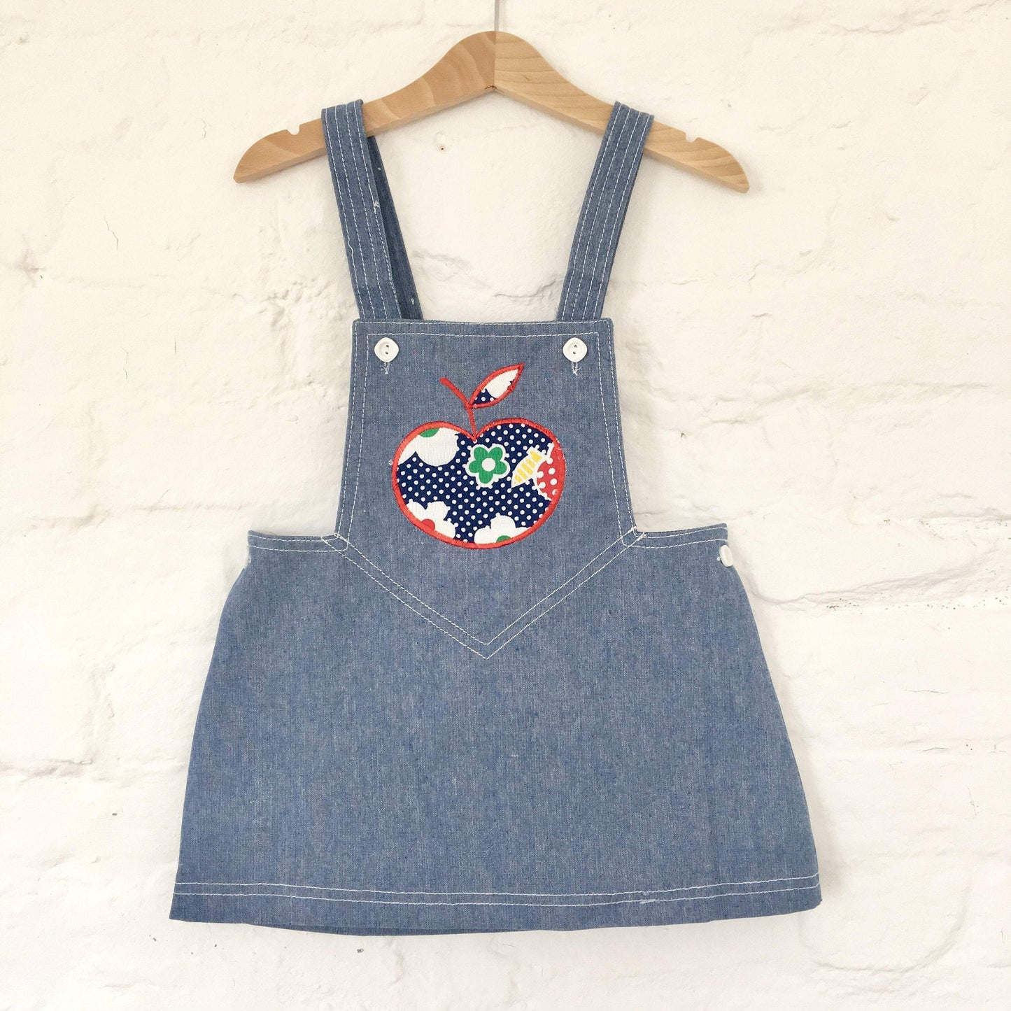 Vintage 60's Scandi Style Apple Applique Pinafore Denim Dress British Deadstock 2-3, 3-4, 4-5 Y-Dresses and Skirts-Petit Pays Vintage