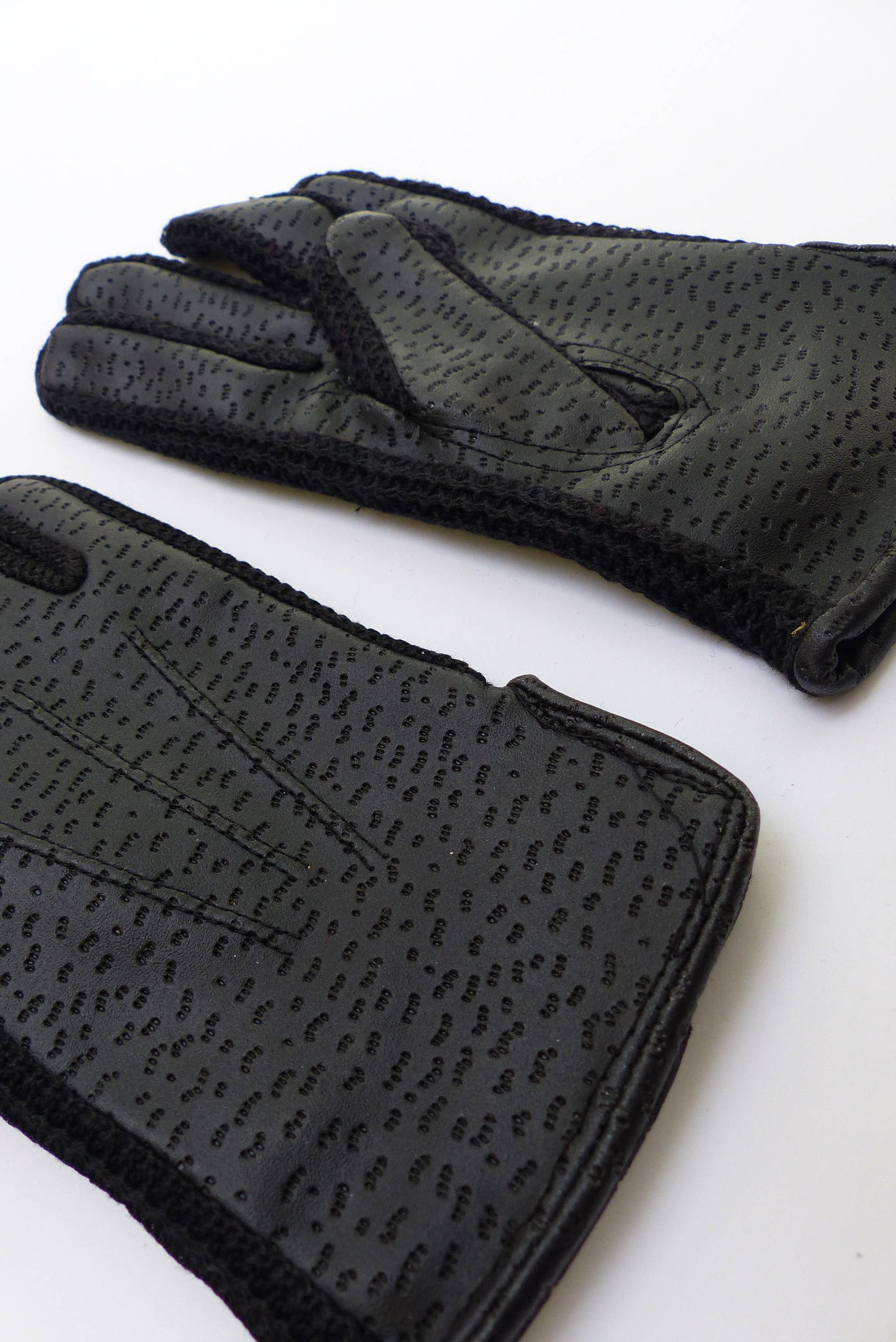 Vintage Lined 70s Black Faux-Leather Gloves 6-8 Y