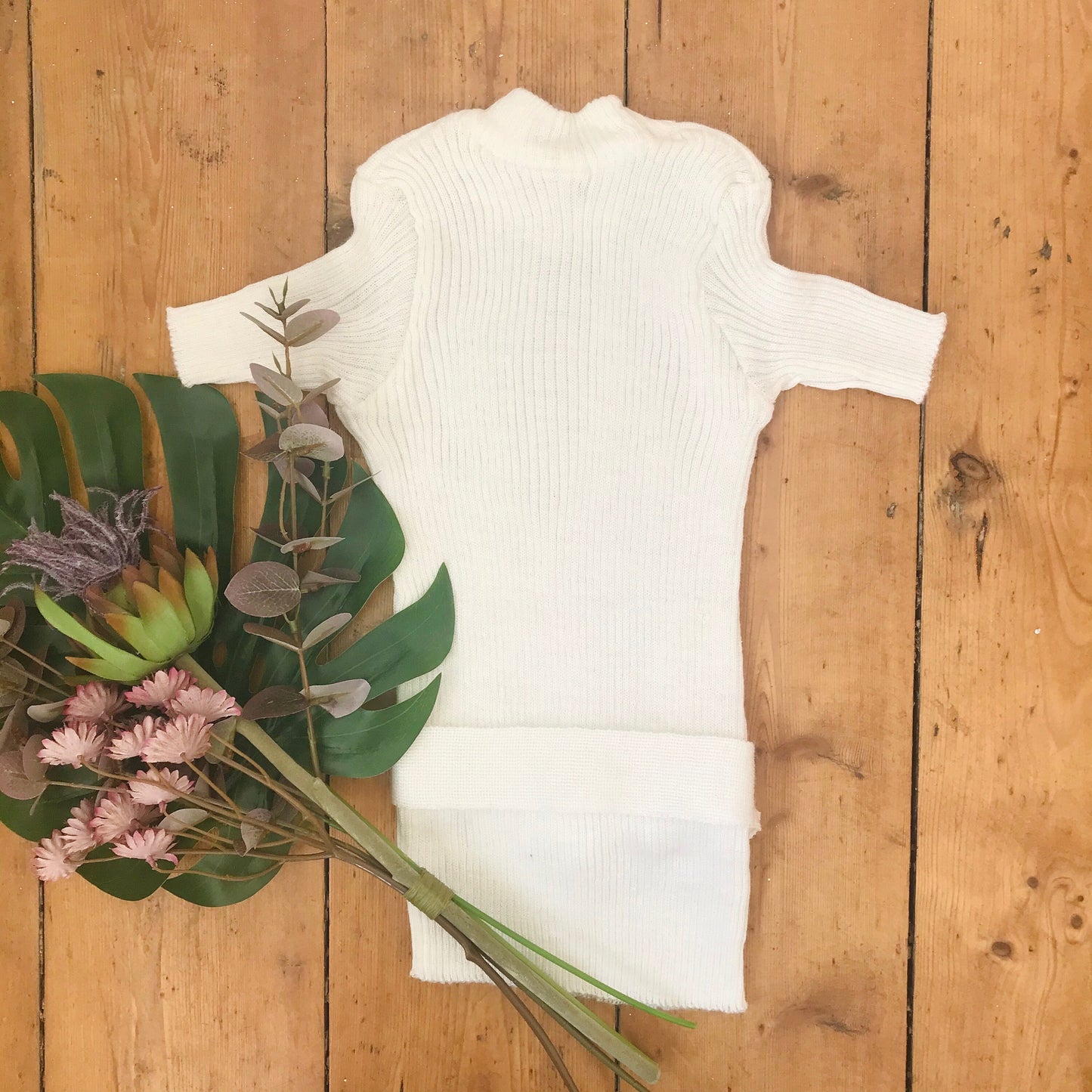 Vintage 60s White/Cream Mod Knitted Belted Top British Made 5-6Y