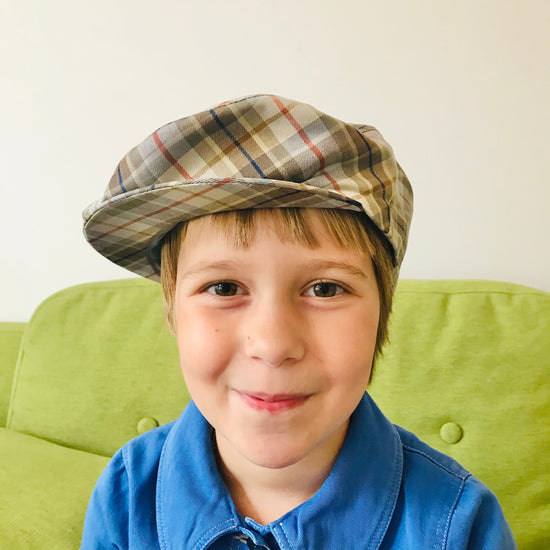 Vintage 1970s Children's  French Grey / Blue  Check Flatcap / Peaky Blinders  Cap 57cm  / 10Y and up