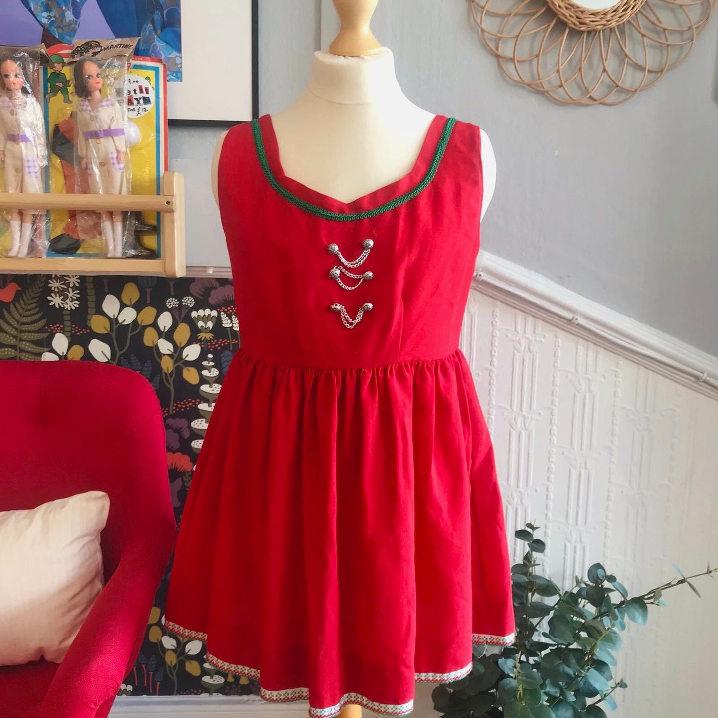 Vintage 1970's Red Austrian Girl Dress  8-10 Y