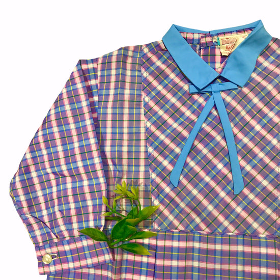 Load image into Gallery viewer, Vintage 60&amp;#39;s Checkered School Overall Blouse French Made 12-18 Months
