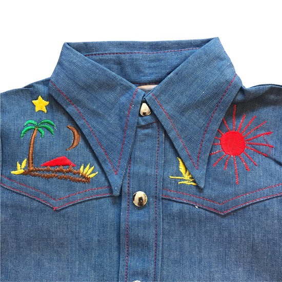 Load image into Gallery viewer, Vintage 1960s Embroidered Denim Shirt /  6-8Y

