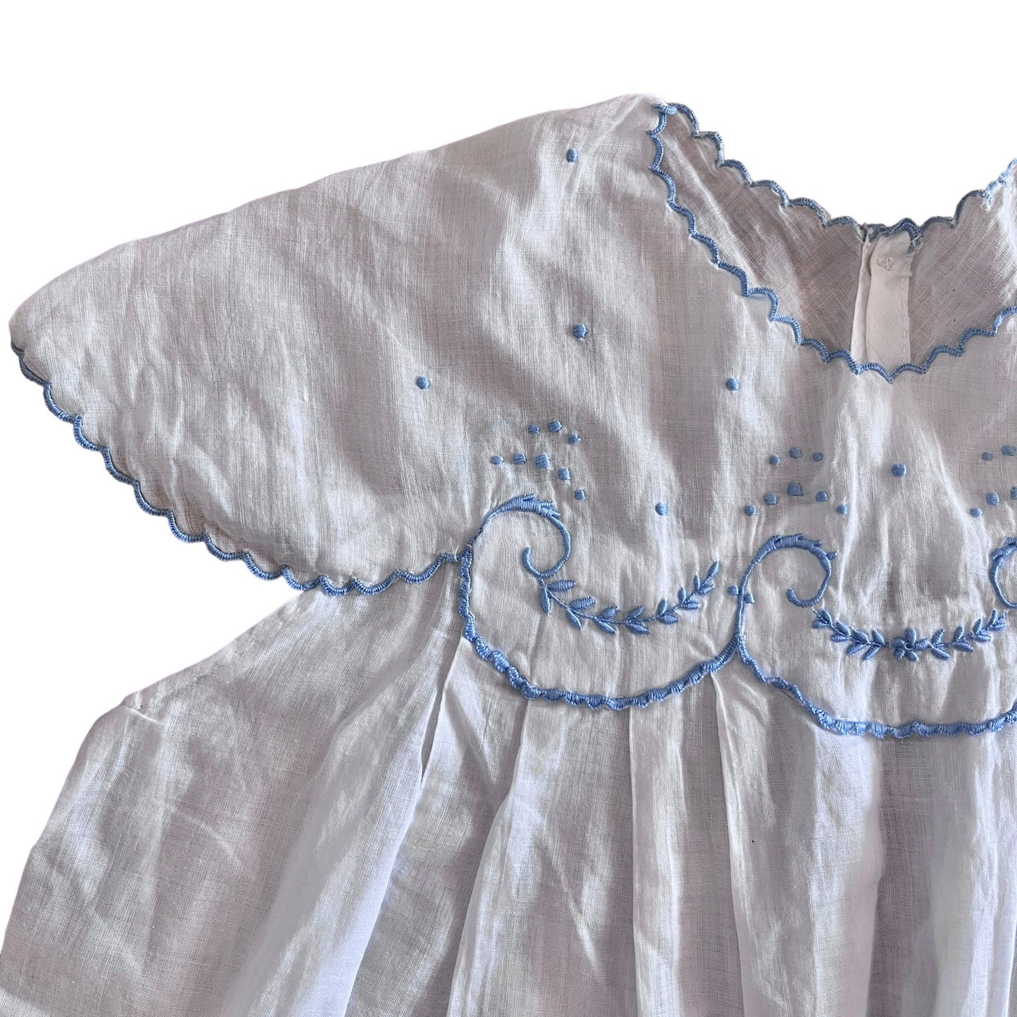 1960s White Delicate Embroidered Dress / 9-12 Months